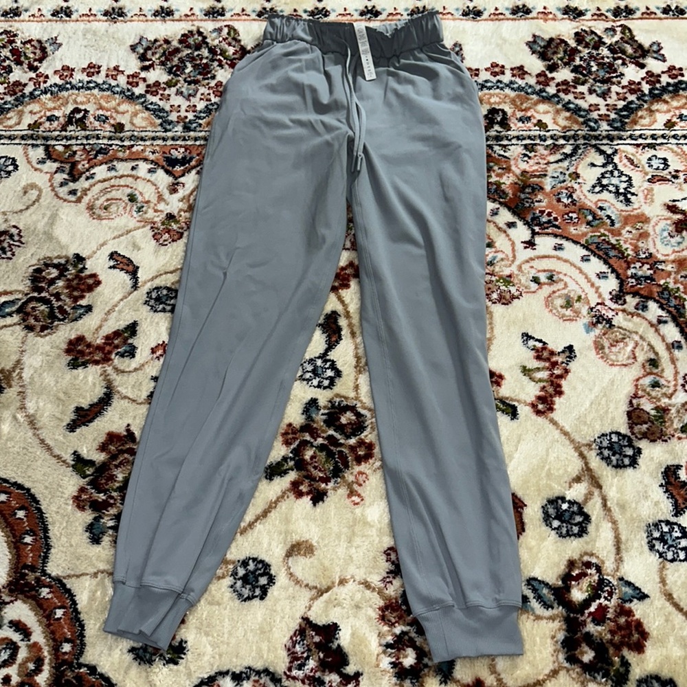 Lululemon joggers
